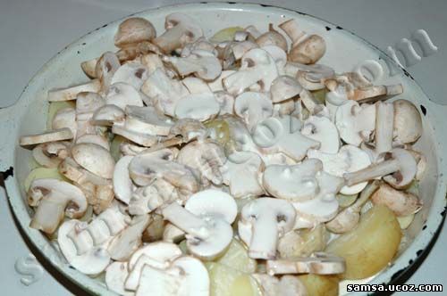 отбивные с грибами и молодой картошкой